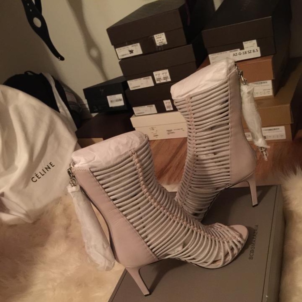 BCBG Paris Light Grey Bcbg Ledder High Heel